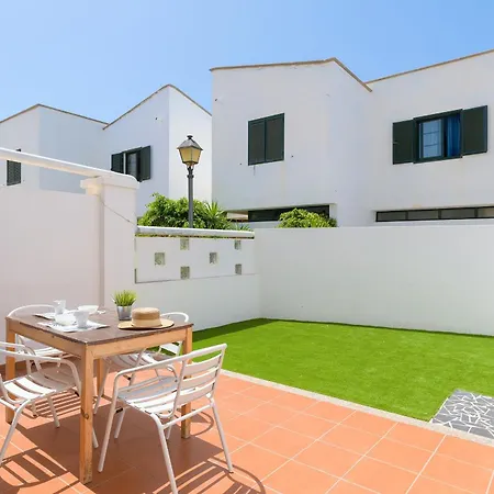 Montserrat De Holiday home
